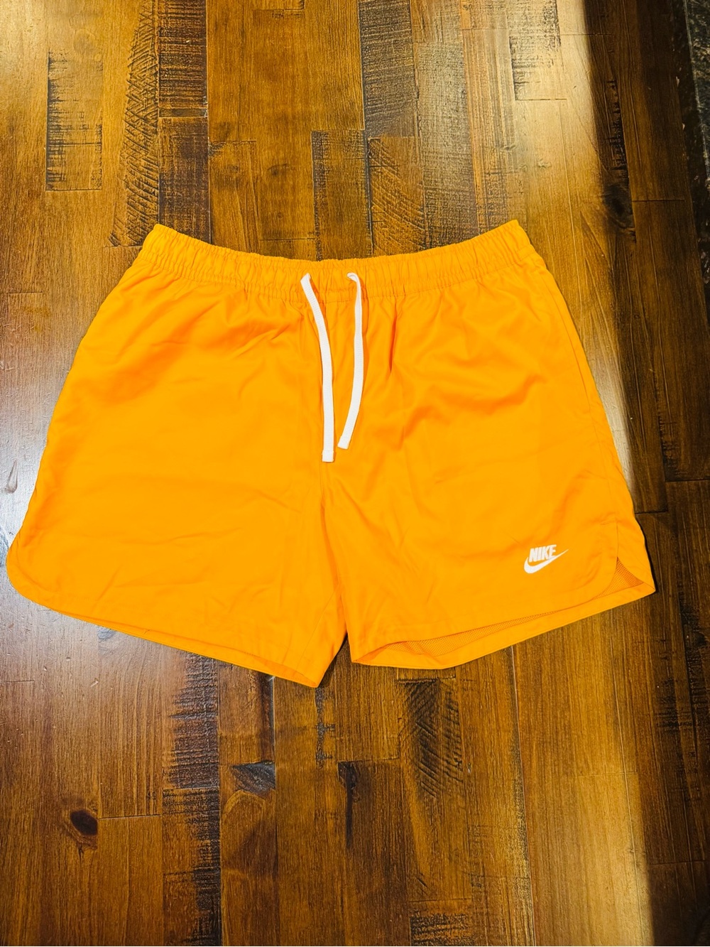 Nike Men’s Orange Woven lined Shorts Large